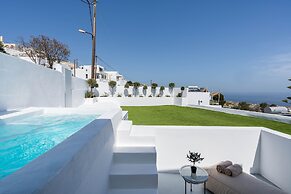 Cycladic Suites & Spa