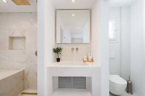 Cycladic Suites & Spa