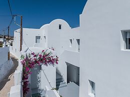Cycladic Suites & Spa