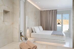 Cycladic Suites & Spa