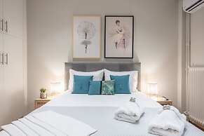 Elegant Mavili Suite by Cloudkeys