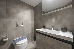 Elegant Mavili Suite by Cloudkeys