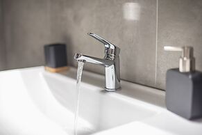 Elegant Mavili Suite by Cloudkeys