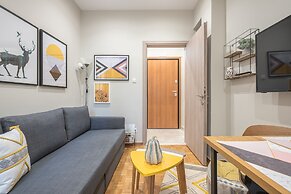 Elegant Mavili Suite by Cloudkeys