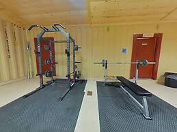 Ellipse Global Lodge