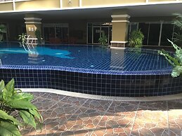 Pratumnak 1 bed Condo With sea View