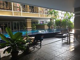Pratumnak 1 bed Condo With sea View