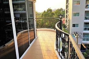 Pratumnak 1 bed Condo With sea View