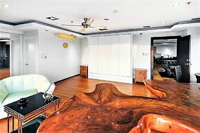 20th Floor 2-bed Condo With Stunning Views