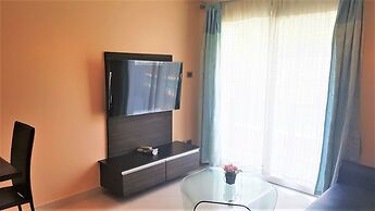 1 bed Condo With Direct Pool Access, Jomtien