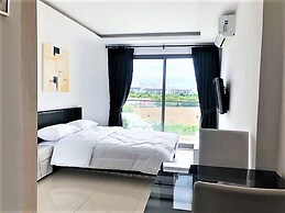 Top Floor Studio at Laguna Beach Resort - Maldives