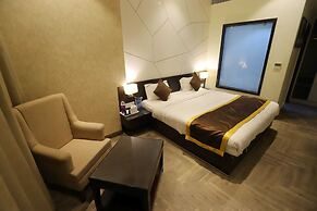 Hotel Skylark