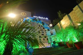 Hotel Skylark