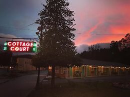 Dame Fortune's Cottage Court