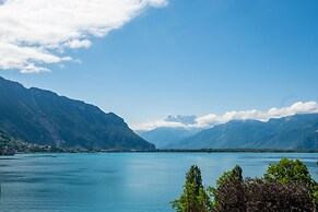 Montreux Panoramic Views 4BD Apartment