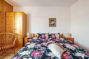 Lovely 5-bed Authentic House in the Arbanasi