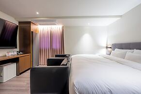 Yaja Hotel Peace Square branch