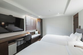 Yaja Hotel Peace Square branch