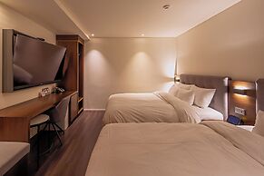 Yaja Hotel Peace Square branch