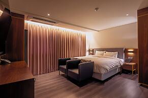 Yaja Hotel Peace Square branch