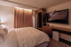 Yaja Hotel Peace Square branch