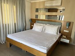 For Sun River Resort