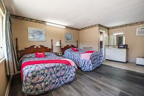 OYO Hotel Calhoun, GA I-75