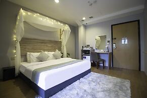Victoria Hotel, a NuVe Group Collection
