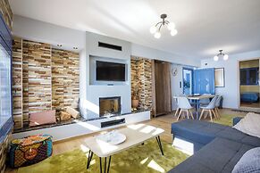 Maritinas Stone House & Apartment On The Beach