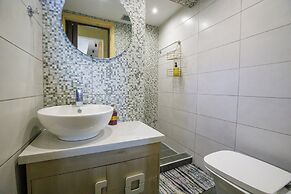 Maritinas Stone House & Apartment On The Beach