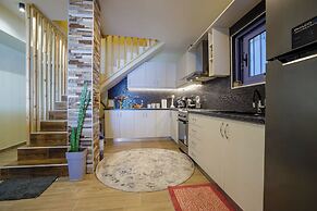 Maritinas Stone House On The Beach