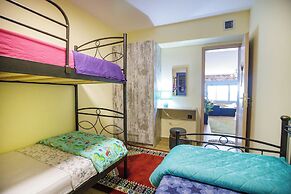 Maritinas Stone House & Apartment On The Beach