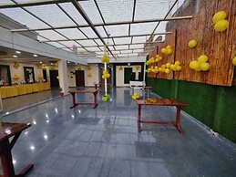 Hotel Vrindavan Palace