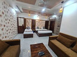 Hotel Vrindavan Palace