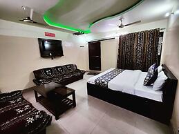 Hotel Vrindavan Palace
