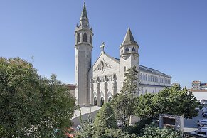 Liiiving - Balcony Design Apartment