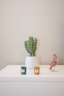 Liiiving - Balcony Design Apartment