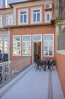 Liiiving - Balcony Design Apartment