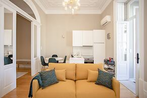 Liiiving - Balcony Design Apartment