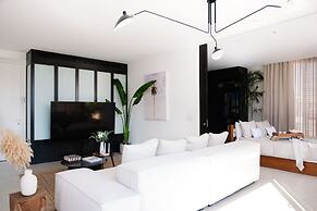 Luxury Penthouse&Private Roof and Pool