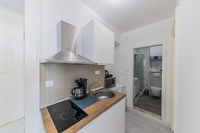 A1 - Spacious apt on the Seafront With Terrace