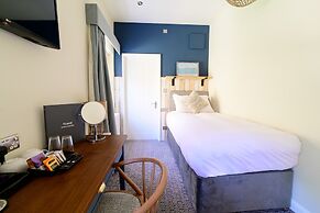 Downs Hotel