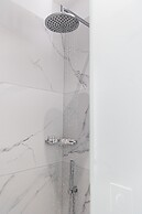 Angel Saranda Palace