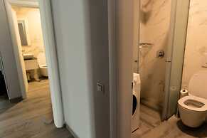 Angel Saranda Palace