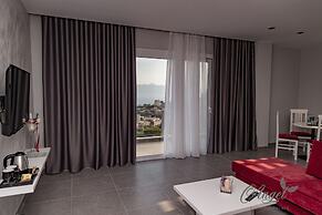 Angel Saranda Palace