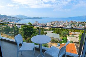 Angel Saranda Palace