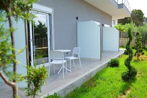 Angel Saranda Palace