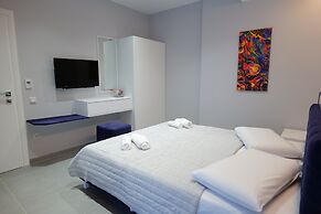 Angel Saranda Palace