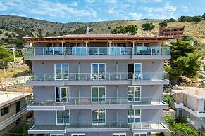 Angel Saranda Palace