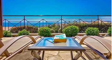 Apartment CC02 - Incredible Sea Views